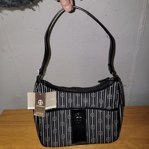 *NWT  Giani Bernini Shoulder Bag ~ Black & white logo design